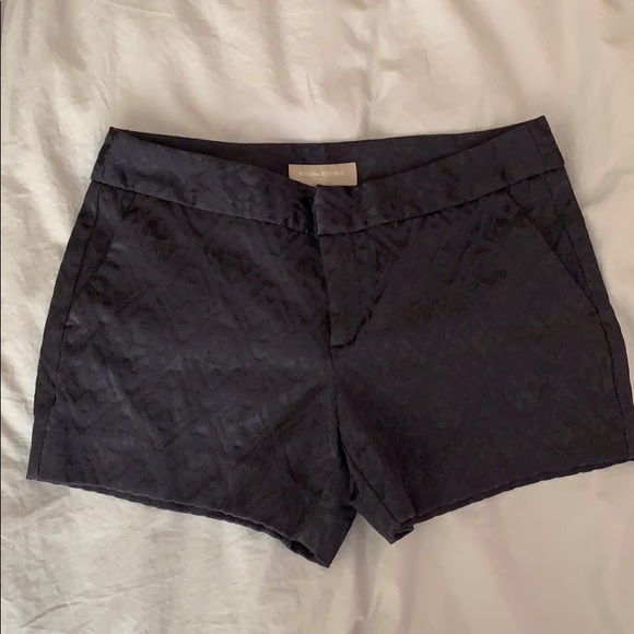 Banana Republic Navy Tribal Print Shorts - Picture 1 of 4